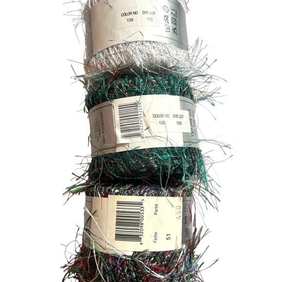 5 Skeins FLUTTER by Knitting Fever Eyelash Yarn | Red, Green, Silver | Italy - Picture 7 of 9